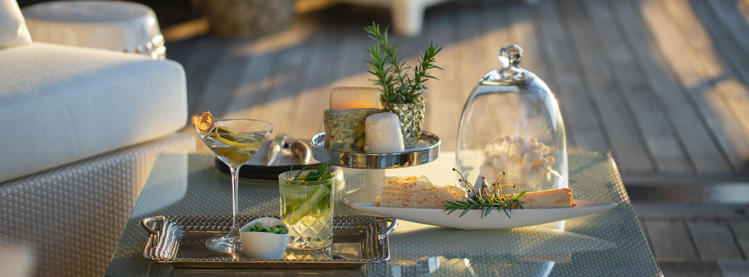Predinner drinks & beautiful cheeseboard presentation | Point Residence Luxury Auckland Waterfront Accommodation Kitchen & Bar